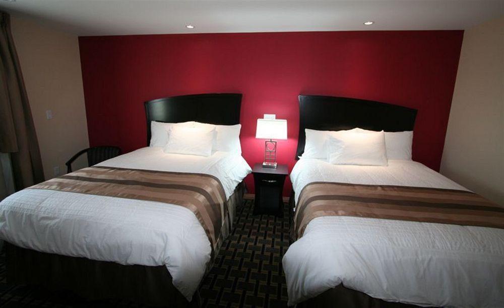 Masterson'S Motel Greater Napanee Buitenkant foto