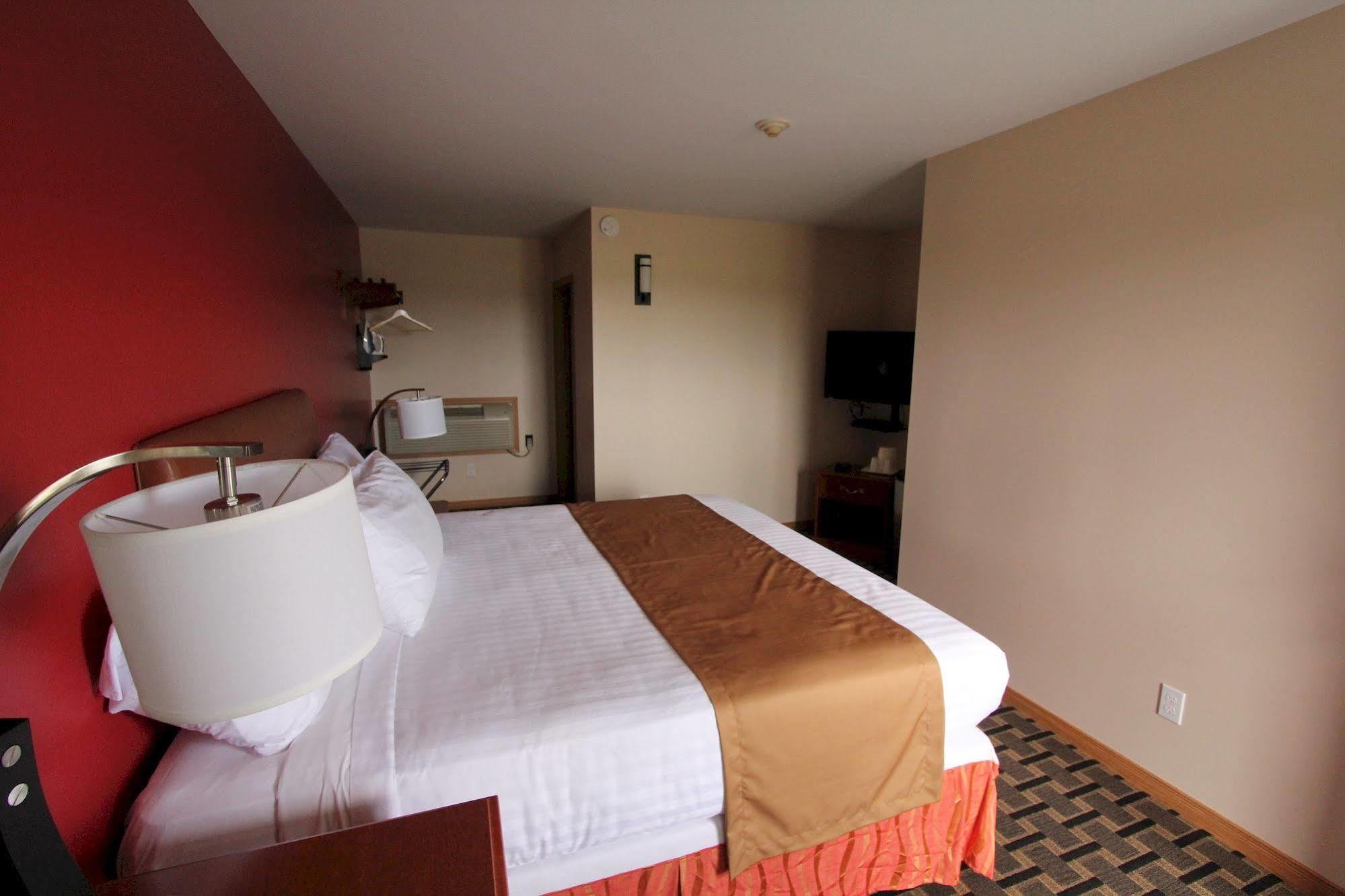 Masterson'S Motel Greater Napanee Buitenkant foto