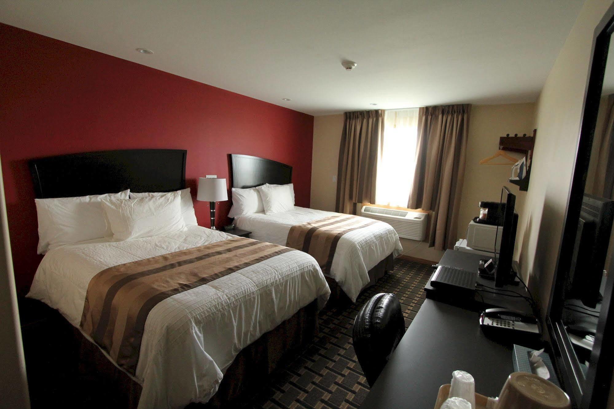 Masterson'S Motel Greater Napanee Buitenkant foto