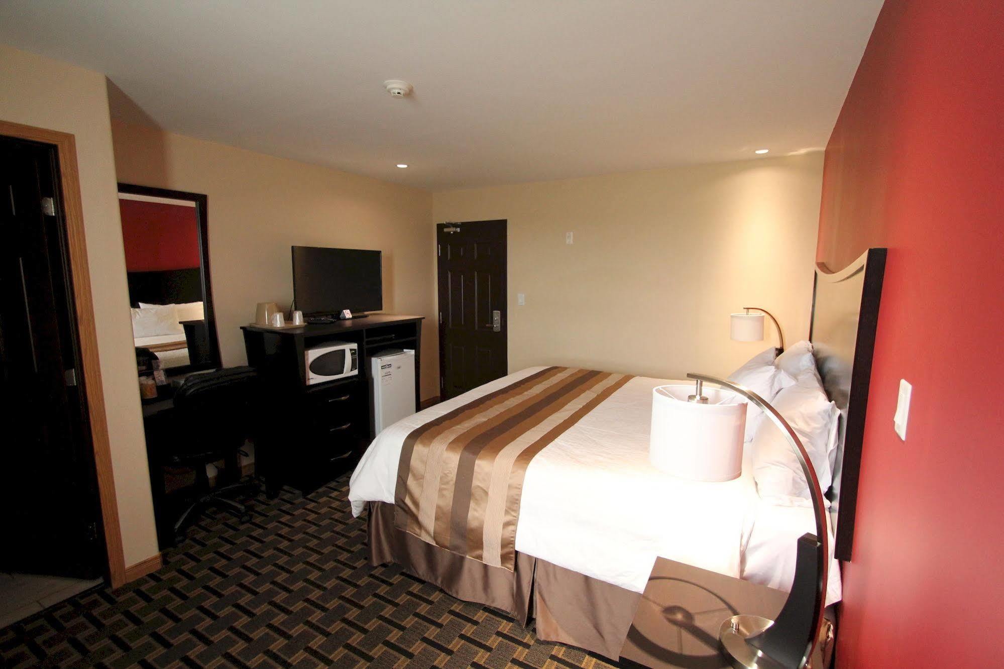 Masterson'S Motel Greater Napanee Buitenkant foto