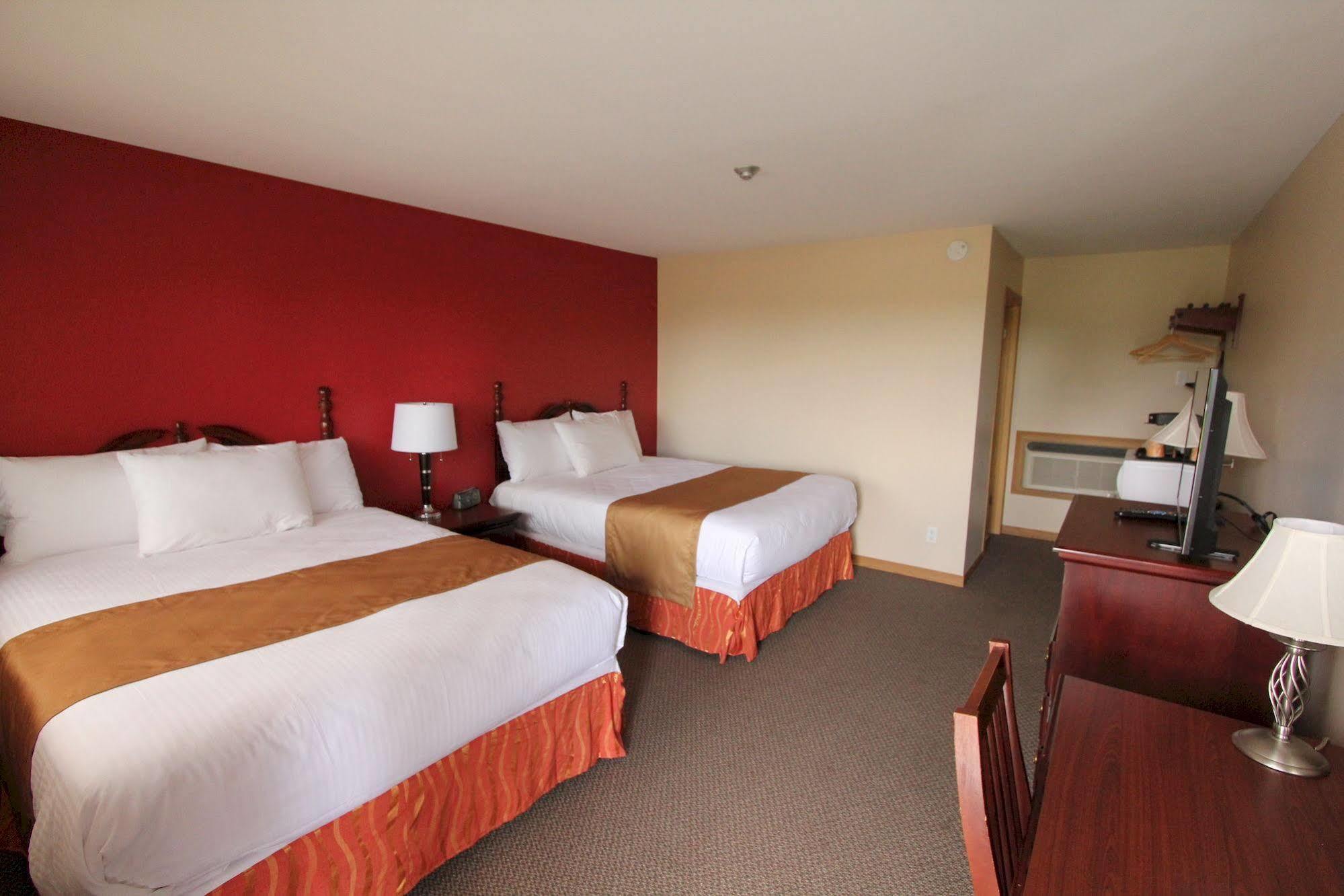 Masterson'S Motel Greater Napanee Buitenkant foto